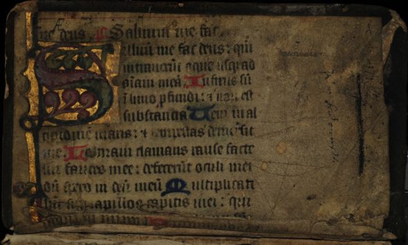 Libro y documento histórico, imagen ilustrativa para una investigación sobre Osuna en PARES