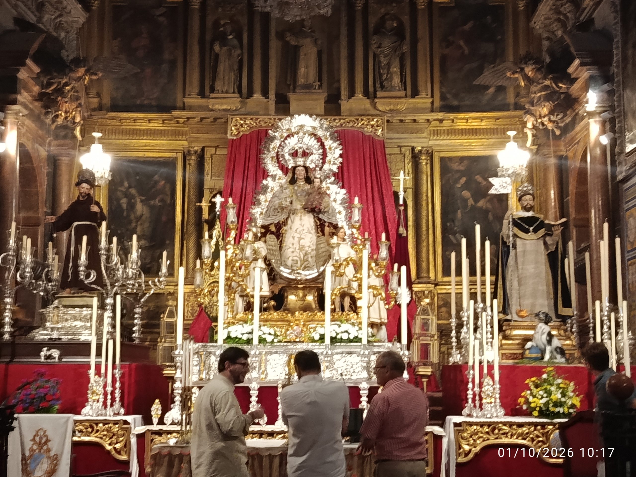 Altar de la Virgen del Rosario en Santo Domingo de Marchena