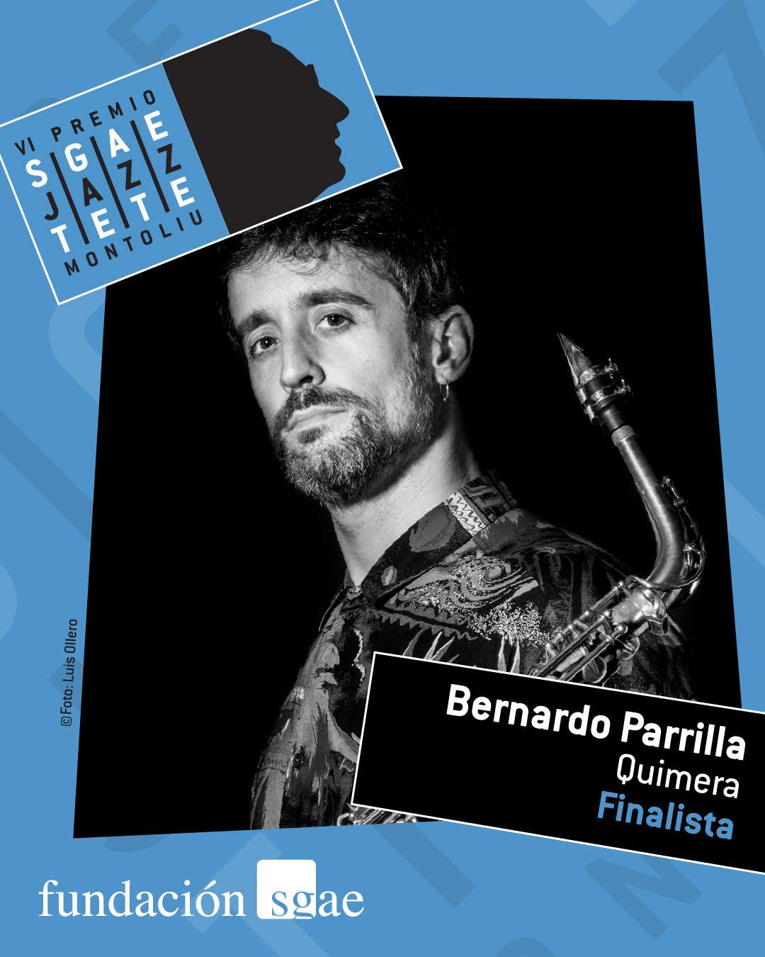 Bernardo Parrilla con su saxofón en el cartel de la final del Premio SGAE de Jazz Tete Montoliu. Fotografía de Luis Ollero.